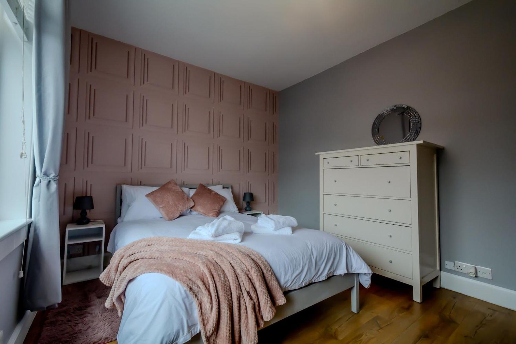 Crewe Apartment - 2 Bed, Free Off Street Parking And Private Garden Edimburgo Exterior foto